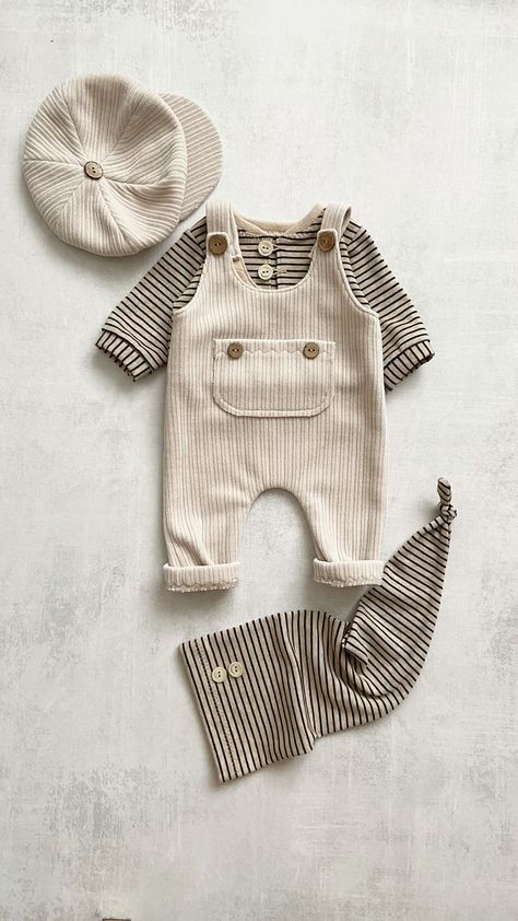 Romper Set with Hat & Bib